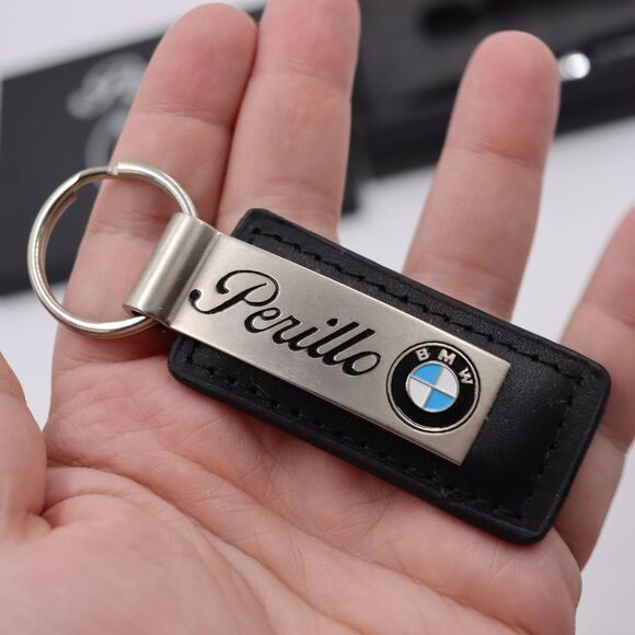 BMW Key Chains and Pen Gift Set OEM Collectable Set New in Box - Picture 3 of 8